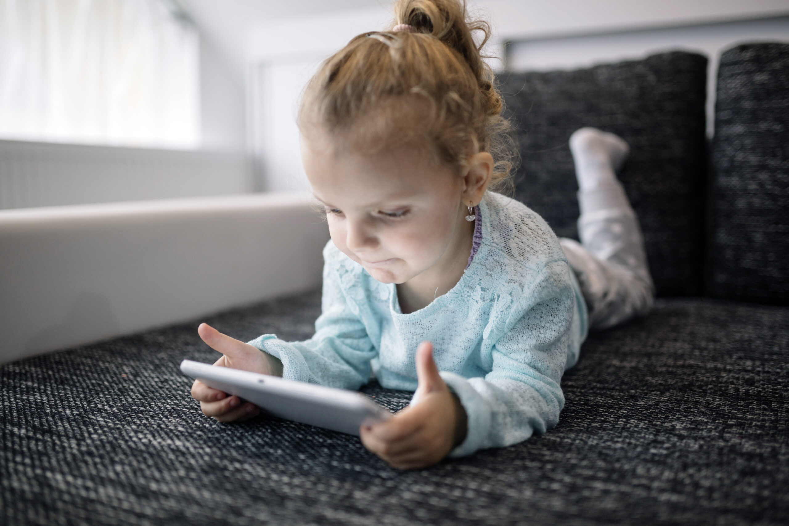 Liigne nutiseadmete kasutamine jätab jälje laste loovusele, õppetööle ning vaimsele ja füüsilisele tervisele. Erinevate digiekraanide soovituslikust kauem kasut